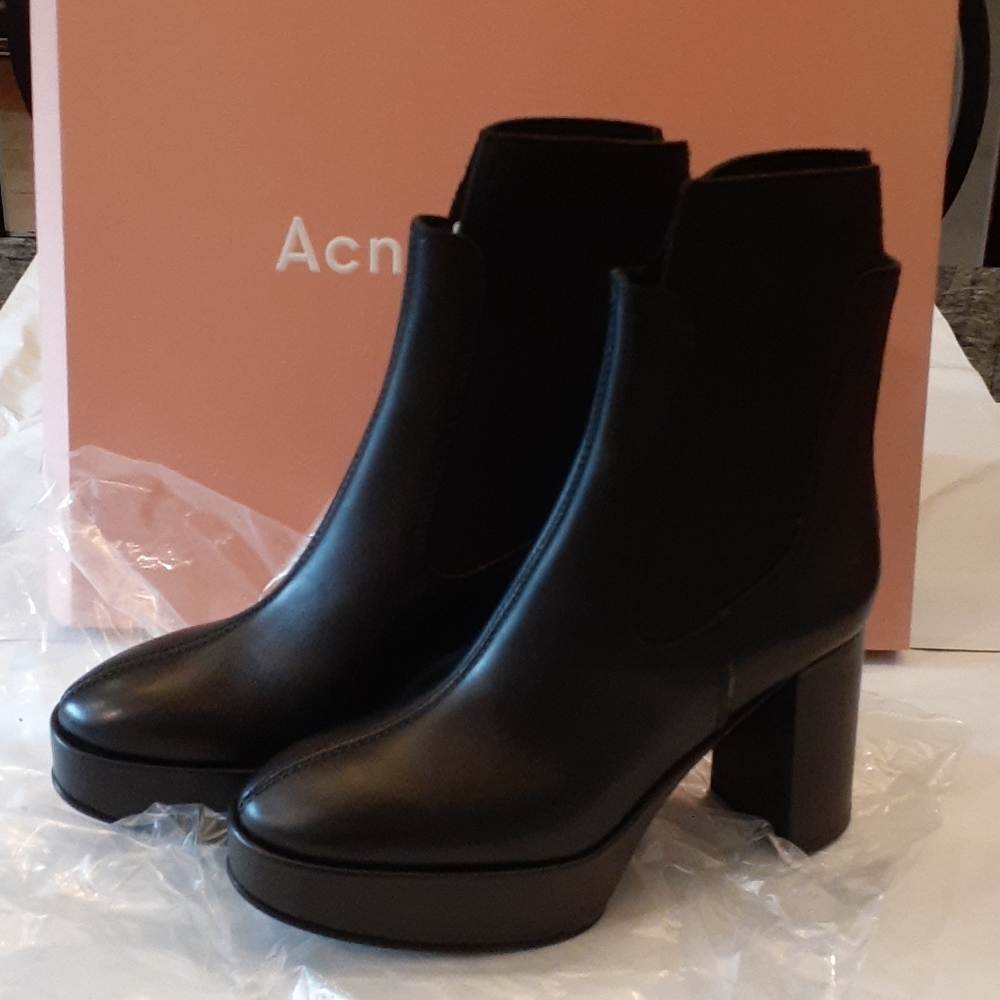 Acne Studios Women's Leather Boots NWT US 6 EU 36